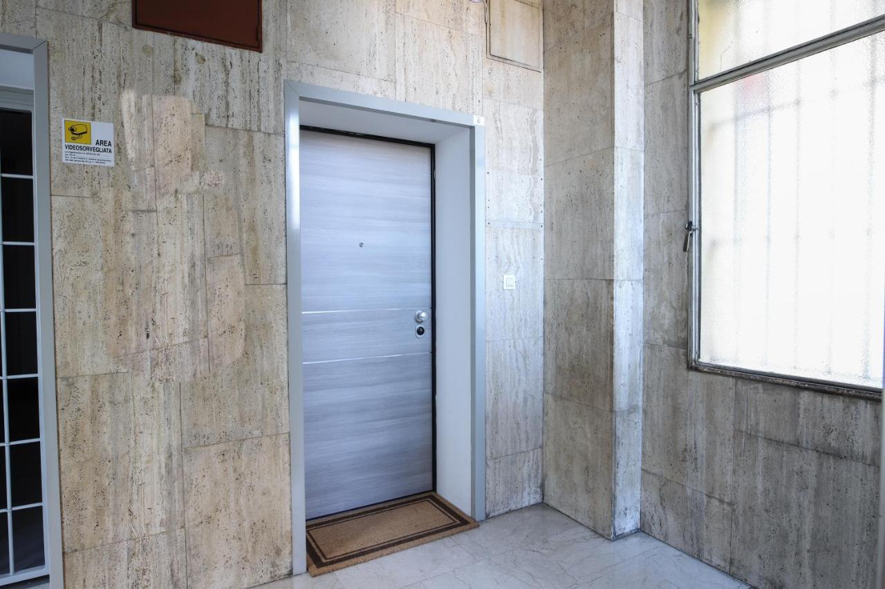 Central Apartment Close To Food And Shopping Bologna Kültér fotó
